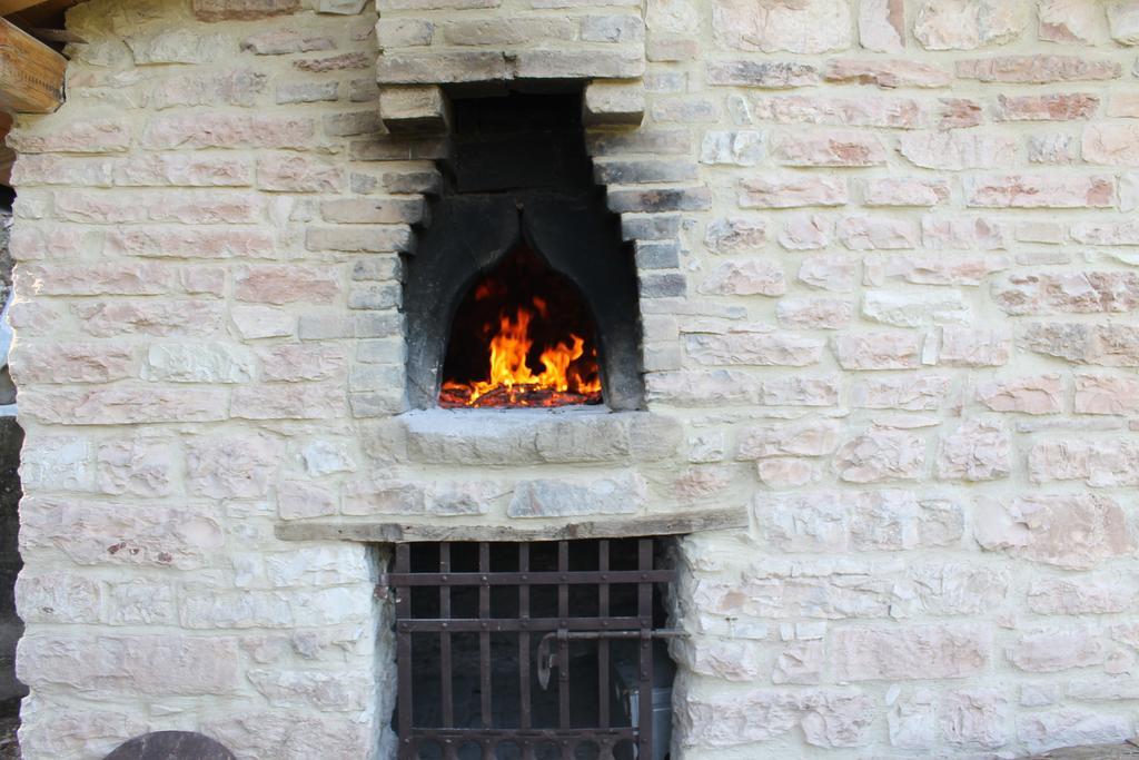 B&B Il Poggetto Serra Sant'Abbondio Luaran gambar